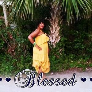 Meet your Posher, Sanetta